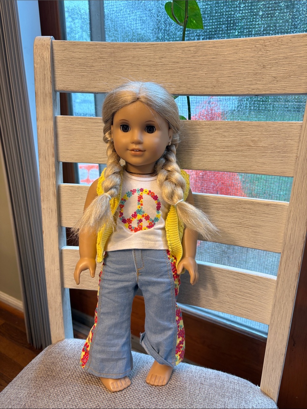 Julie American girl doll Yellow Vest & Peace Tee Doll Outfit for 18-inch Dolls